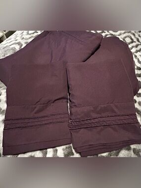 Plum Luxury Bedding Sheet Set with Triple Hemstitch